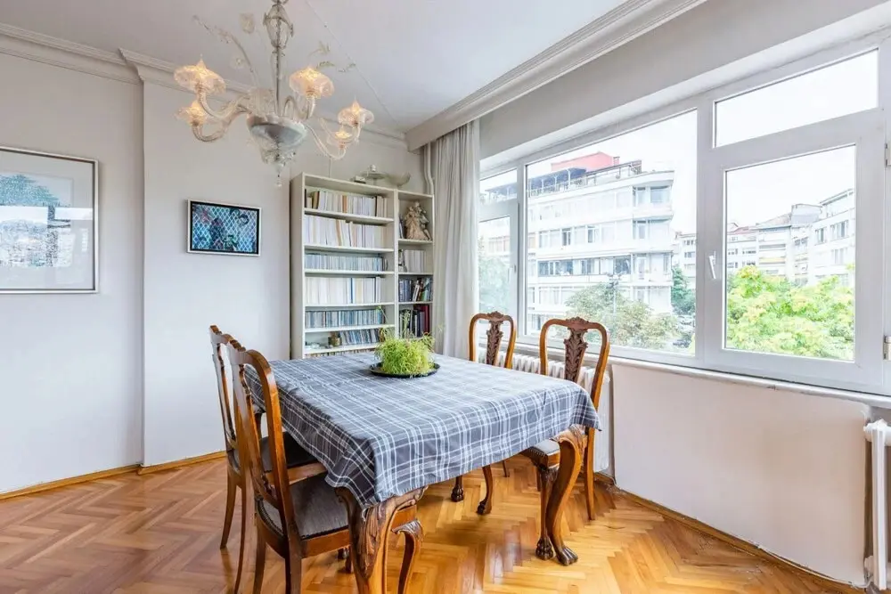 Стамбул: Eclectic and Cenral Flat With City View in Sisli