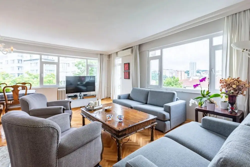 Стамбул: Eclectic and Cenral Flat With City View in Sisli