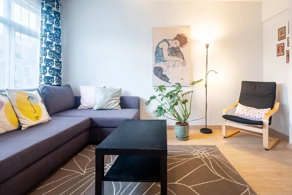 Стамбул: Flat With Balcony Near Bull Statue in Kadikoy