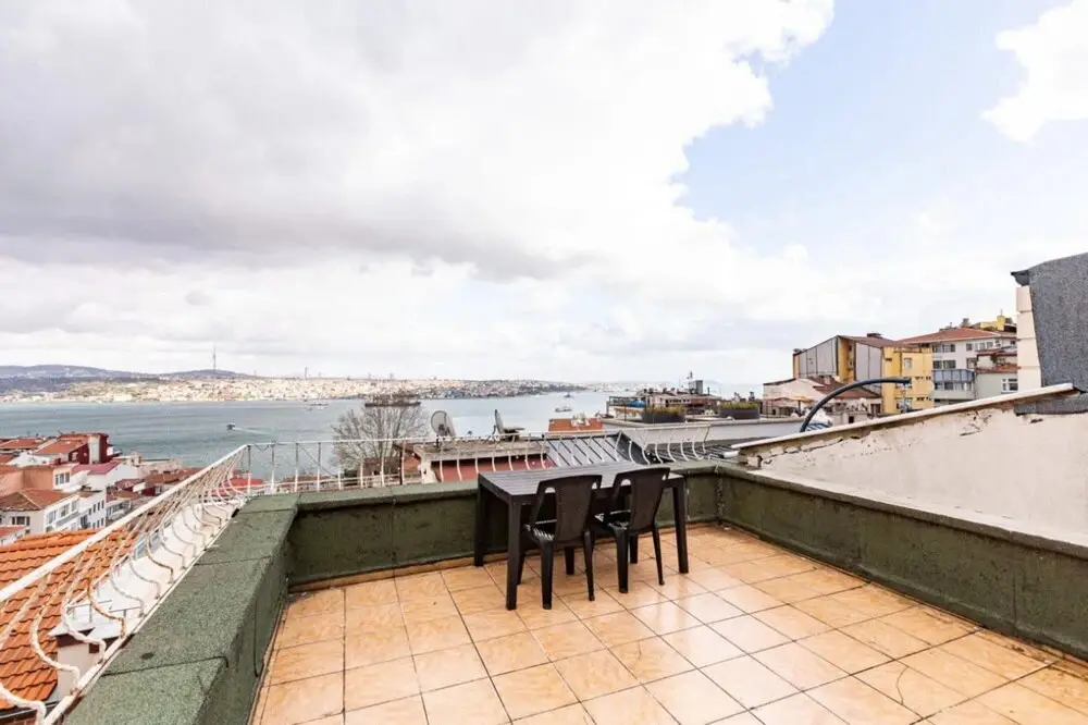 Стамбул: Cozy Flat With Dreamy Bosphorus View in Beyoglu