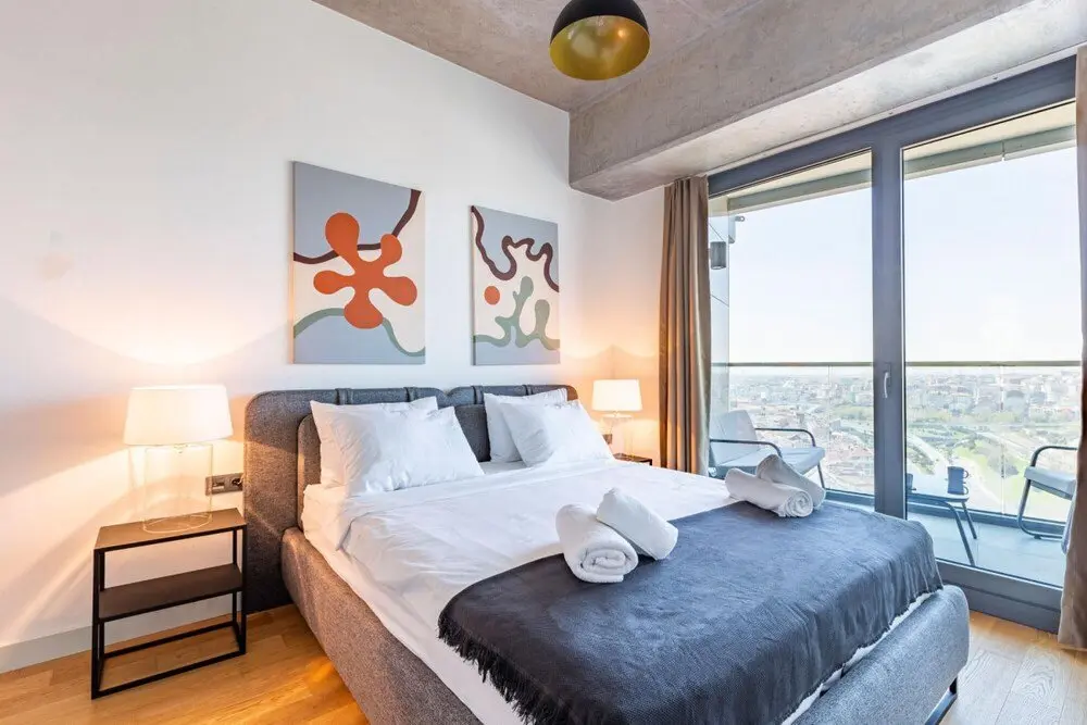 Стамбул: Cozy Flat With City View and Balcony in Sisli