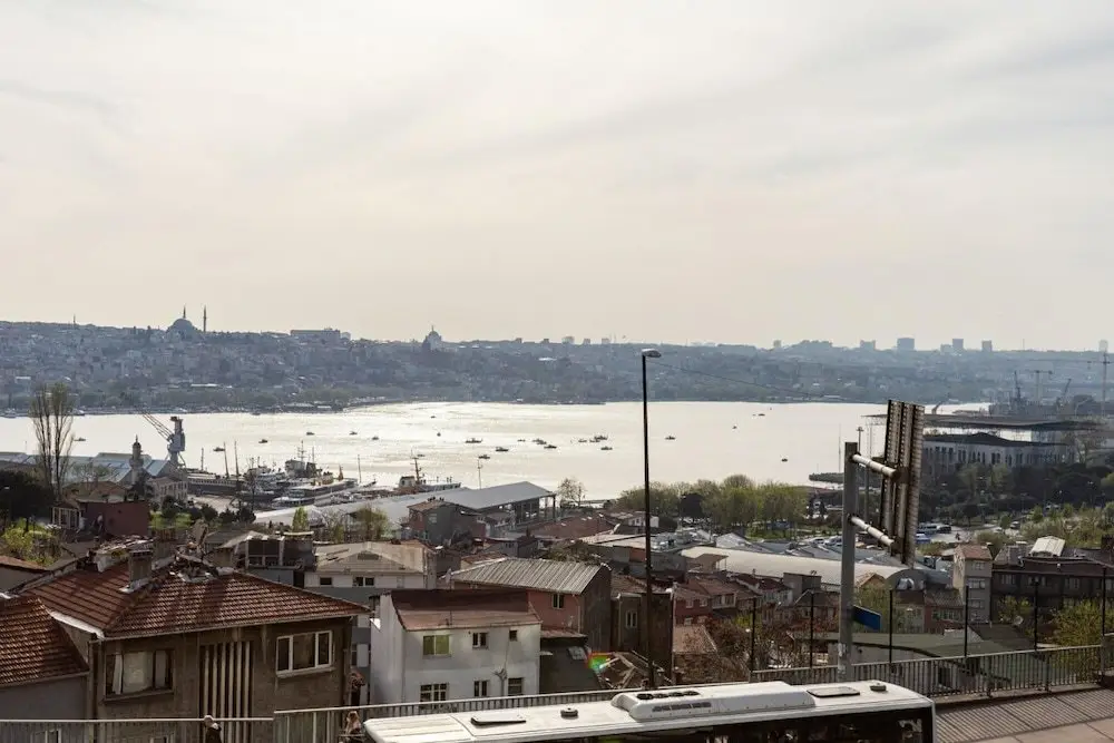 Стамбул: Central Flat w Sea View and Near Galata Tower