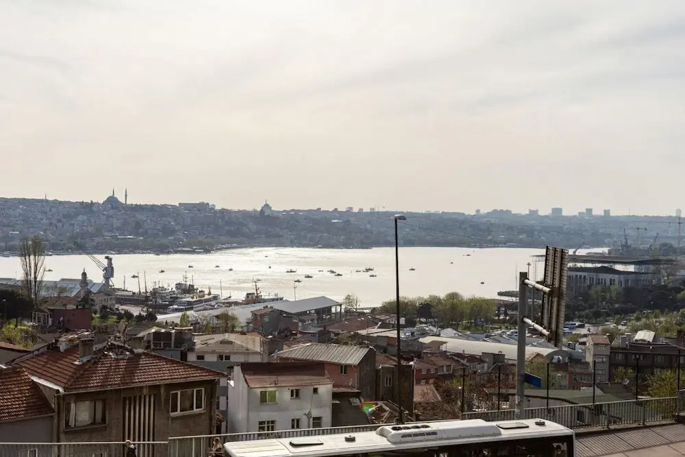 Стамбул: Central Flat w Sea View and Near Galata Tower