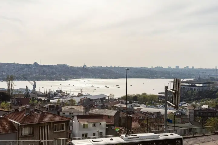 Стамбул: Central Flat w Sea View and Near Galata Tower