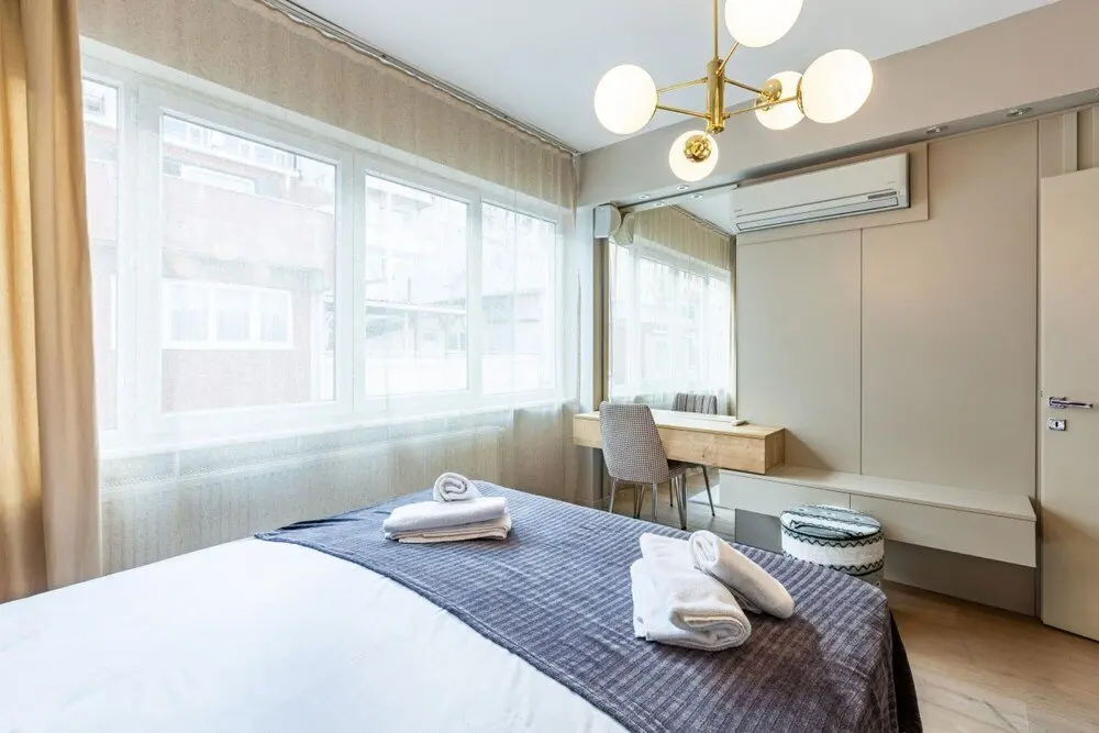 Стамбул: Central Apartment With Bosphorus View in Cihangir