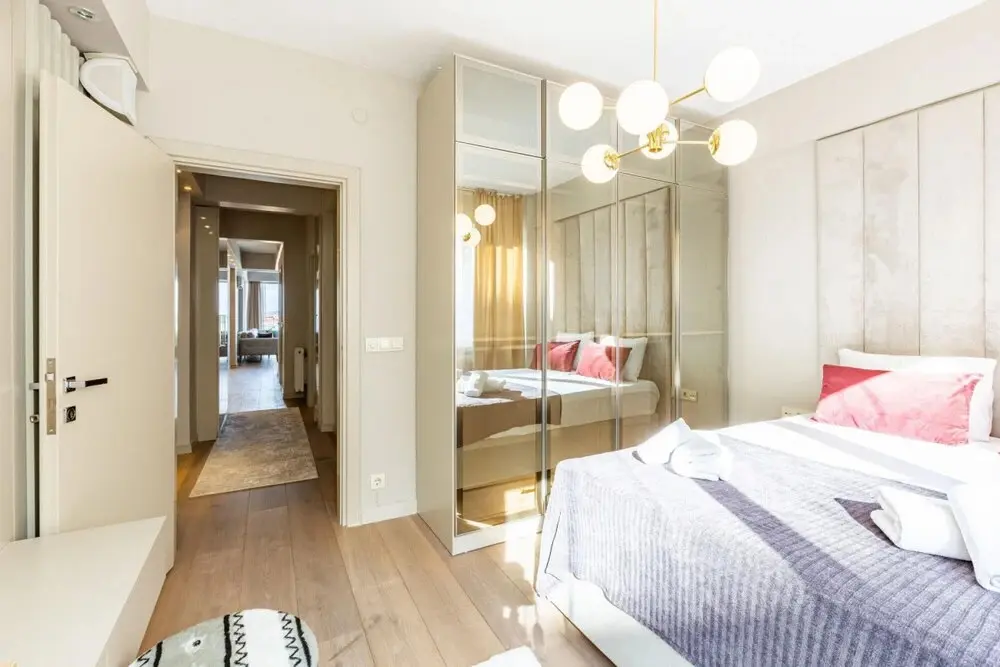 Стамбул: Central Apartment With Bosphorus View in Cihangir