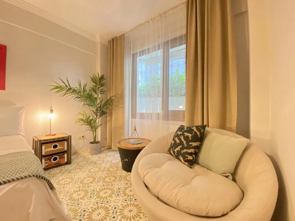 Стамбул: Missafir Flat With Bosphorus View in Kuzguncuk