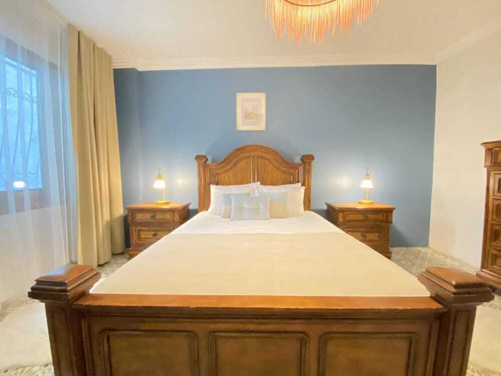 Стамбул: Missafir Flat With Bosphorus View in Kuzguncuk