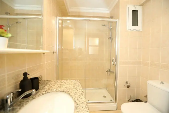 Стамбул: Spacious and Central Flat in Sisli