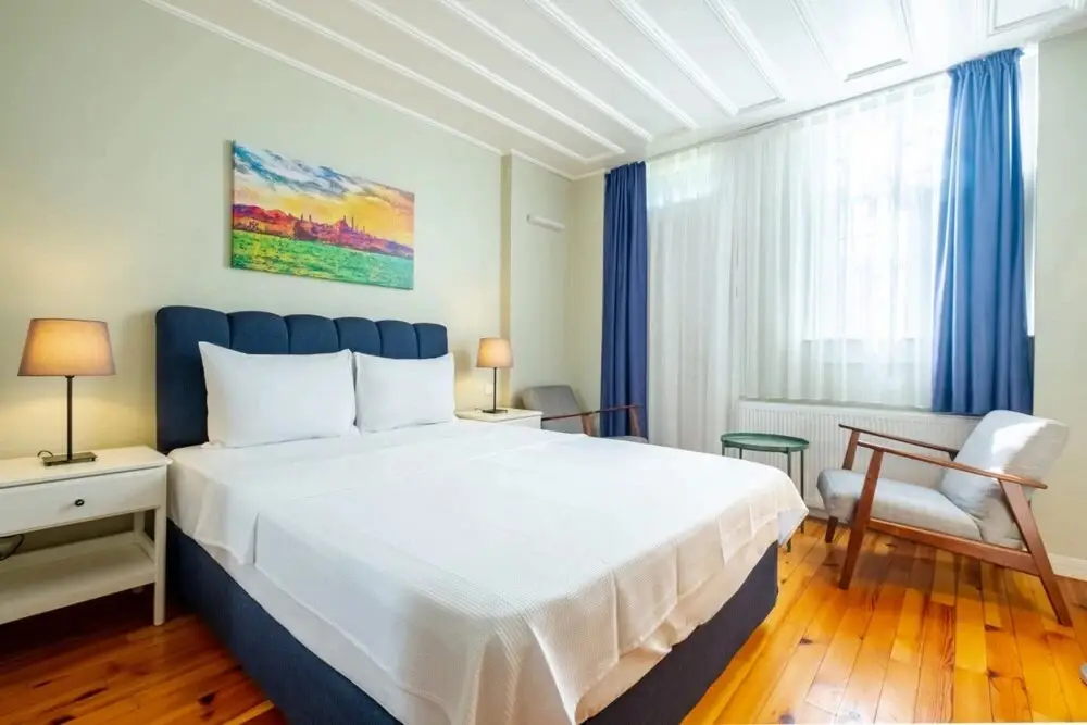 Стамбул: Flat With Backyard Near Taksim Square in Sisli