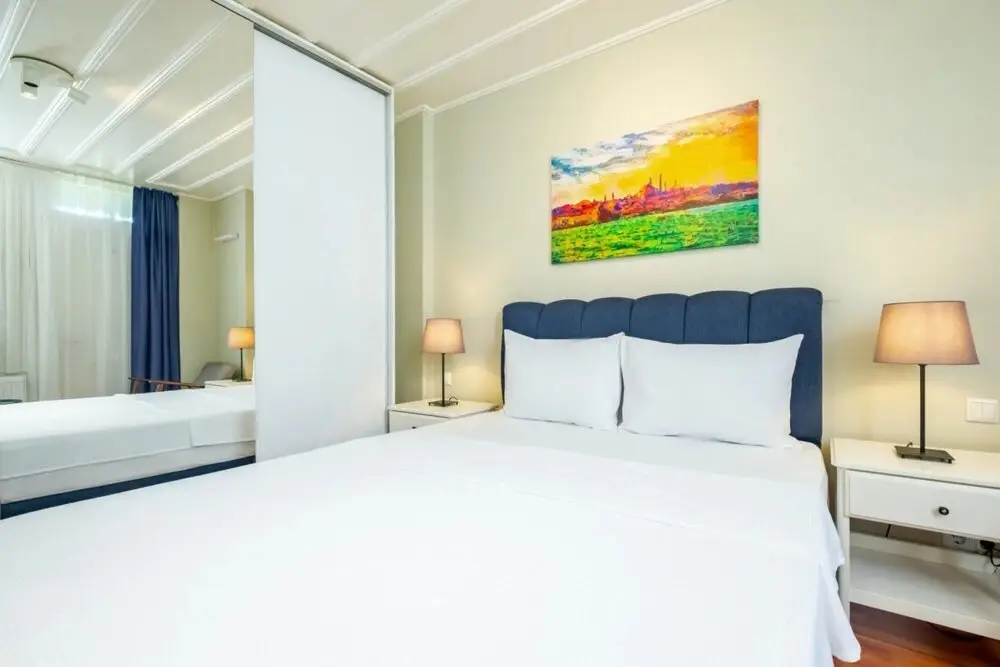 Стамбул: Flat With Backyard Near Taksim Square in Sisli