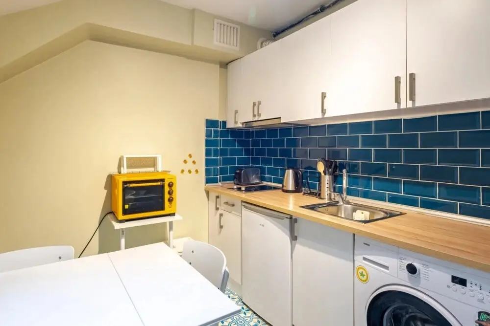 Стамбул: Flat With Backyard Near Taksim Square in Sisli