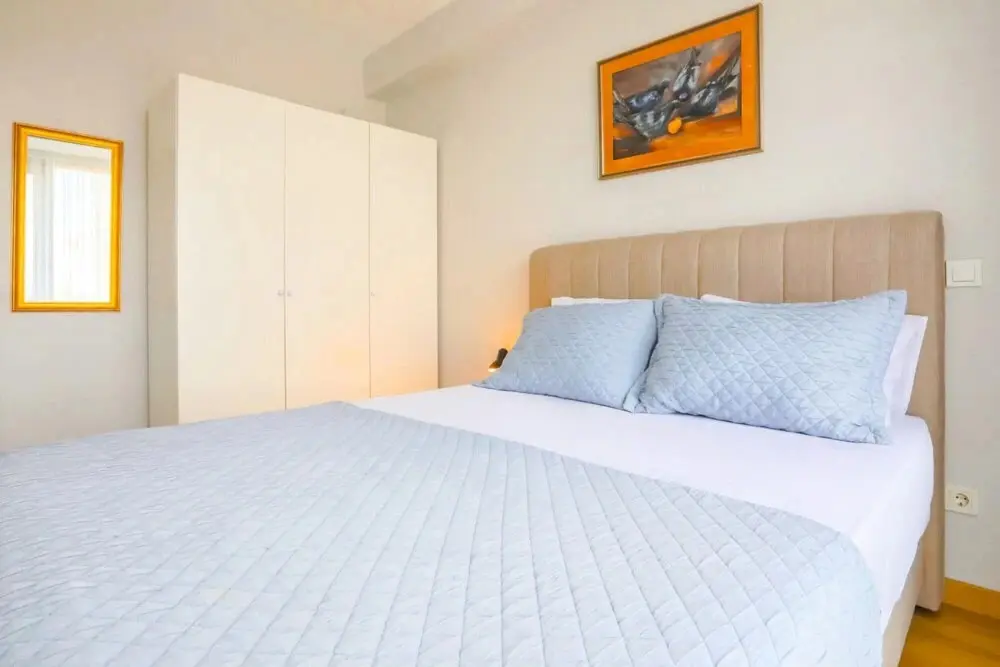 Стамбул: Business-friendly Res With Pool in Fikirtepe