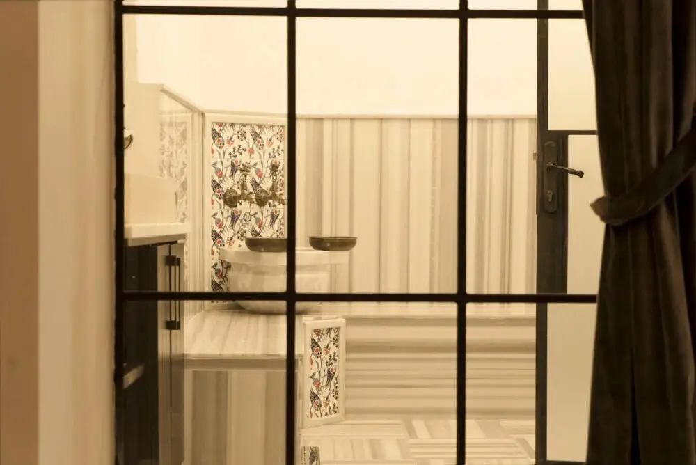 Стамбул: Flat With Turkish Hammam and Bar in Beyoglu