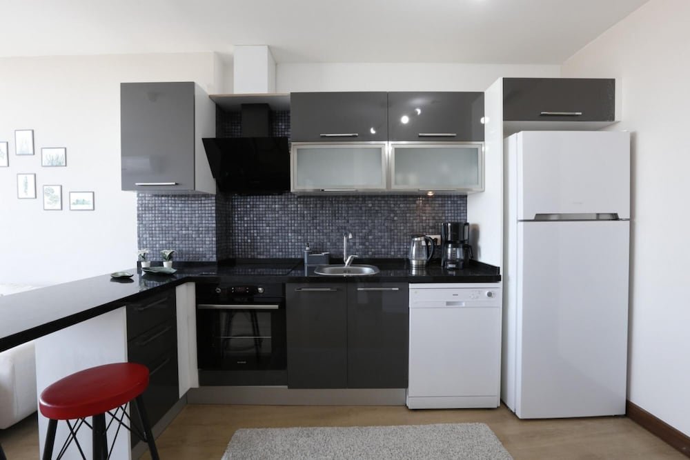 Стамбул: Lovely and Central Flat With City View in Atasehir