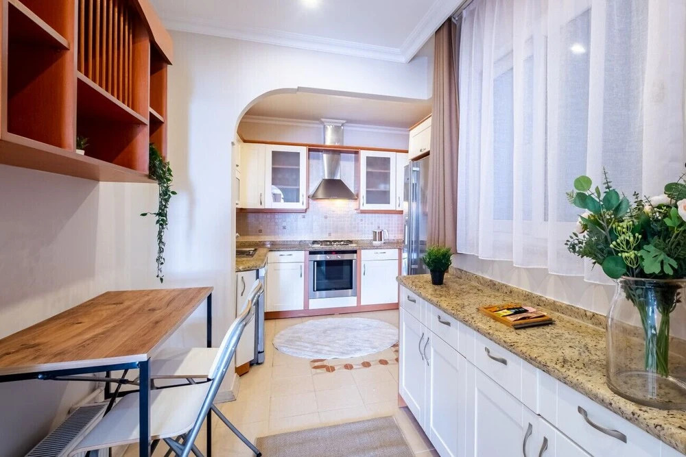 Стамбул: Chic Flat With Balcony Near Moda Shore