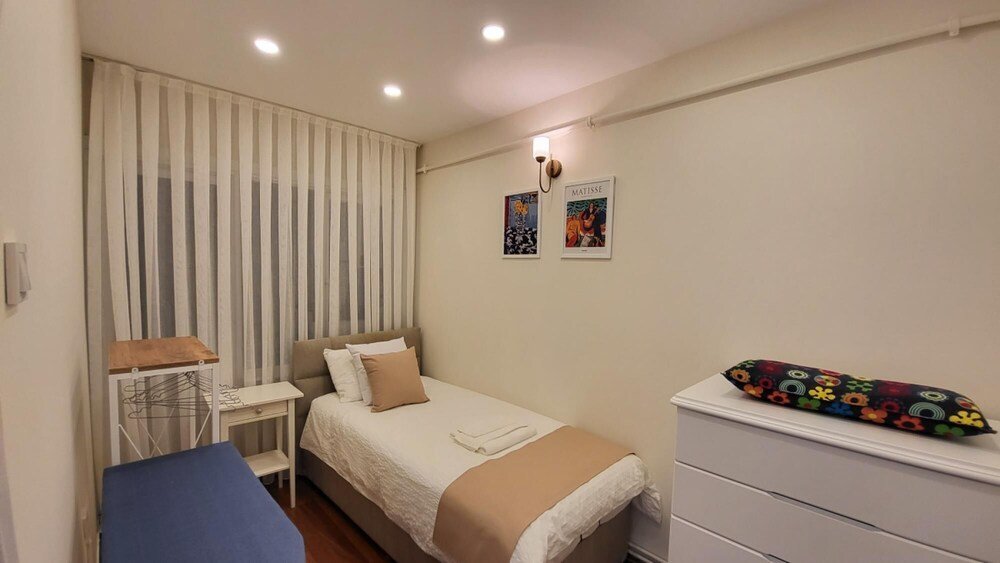Стамбул: Chic Flat in Sariyer With Balcony and Sea View