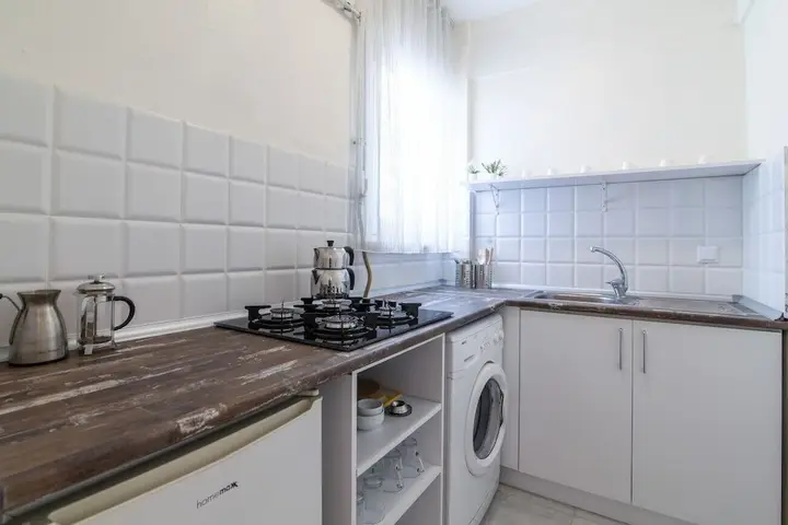 Стамбул: Lovely and Central Flat With Balcony in Sisli