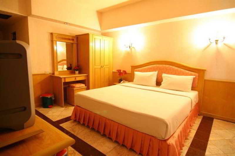 Самутпракан: 13 Coins Resort Bangna