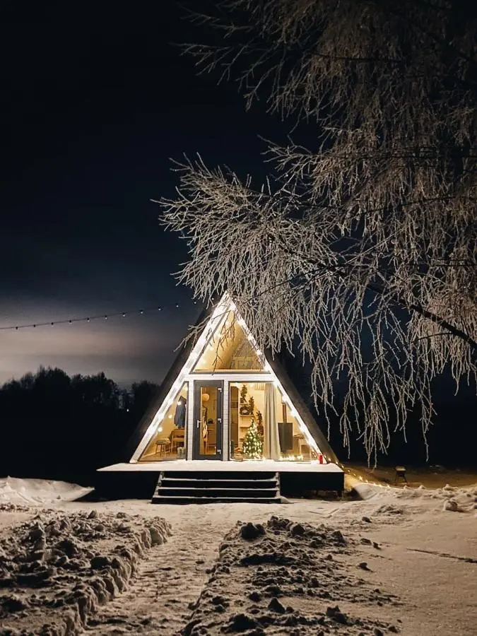 Panteleyevo: Woody Village Riverside
