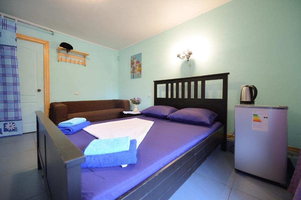 Челябинск: V Gostyakh U Natali Mini Hotel