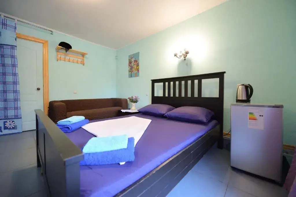 Челябинск: V Gostyakh u Natali Mini Hotel