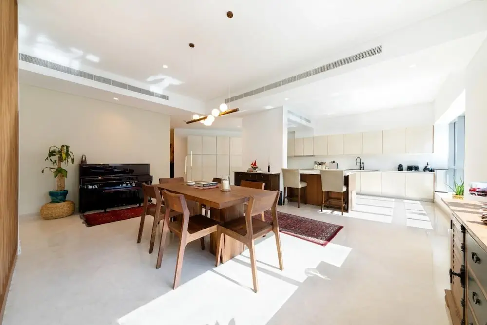 Дубай: Stunning 3-floor Villa w Kids Room Rooftop Terrace Over Dubai Marina