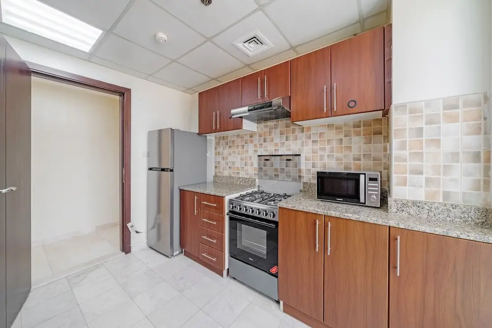 Дубай: Stunning Business Bay Apartment With Balcony