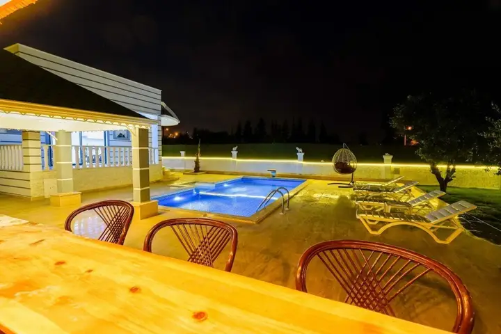 Анталья: Marvelous Conservative Villa in Muratpasa