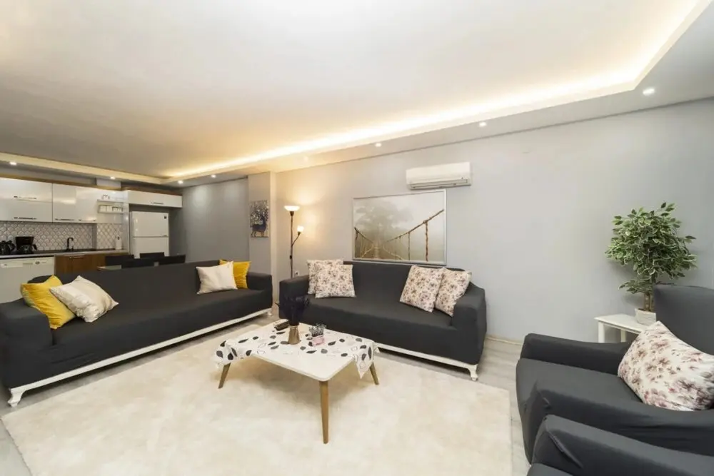 Анталья: Lovely Apartment Near Konyaalti Beach in Muratpasa