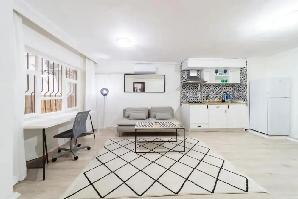 Анталья: Pleasant House With Private Garden in Kaleici