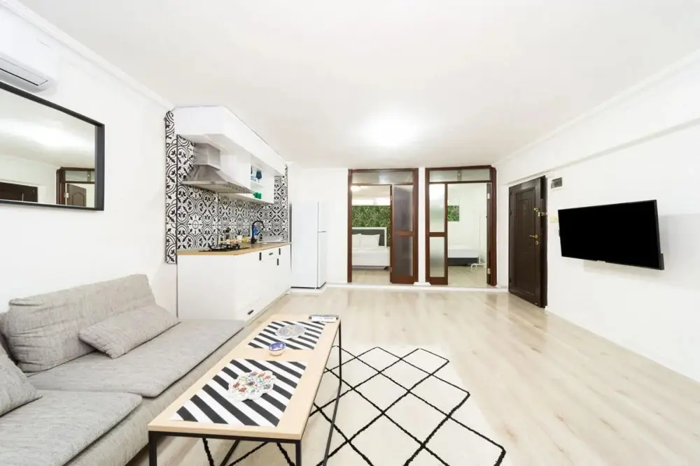 Анталья: Pleasant House With Private Garden in Kaleici