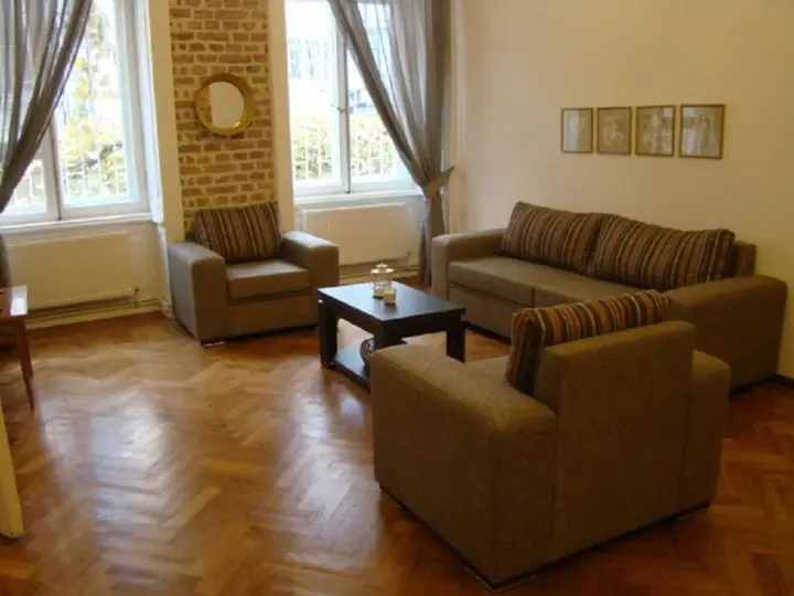 Тбилиси: Apartment On Tabidze 3/5