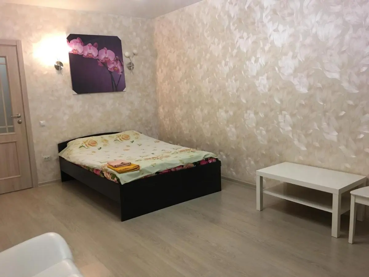 Тверь: Apartment Ozernaya 7