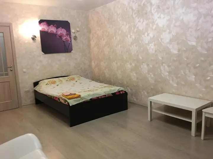 Тверь: Apartment Ozernaya 7