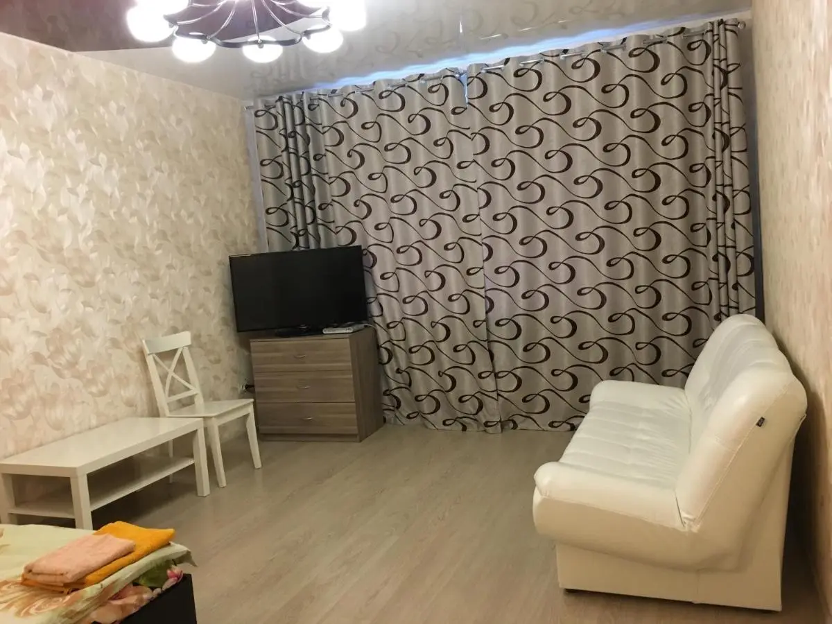 Тверь: Apartment Ozernaya 7