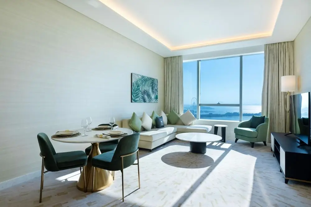 Opulent Apt With Panoramic Views of Palm Marina — фото 1
