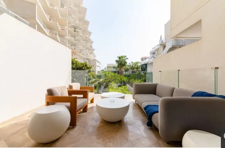 Дубай: Maison Privee - FIVE Palm Residences
