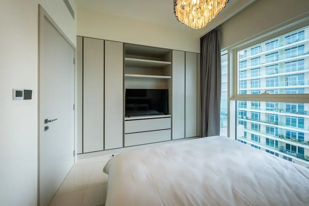 Дубай: Glamorous 3BR with Marina view