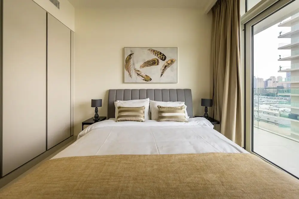 Дубай: Glamorous 3BR with Marina view