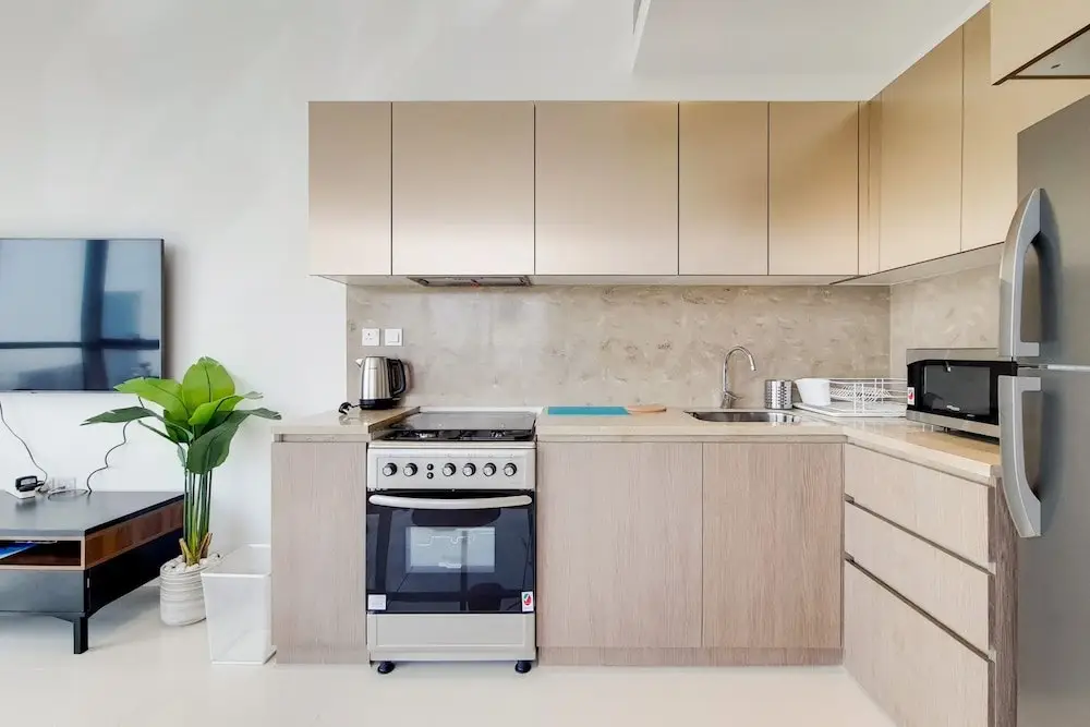 Дубай: GreenFuture - Panoramic City View From This High-Rise Chic Condo