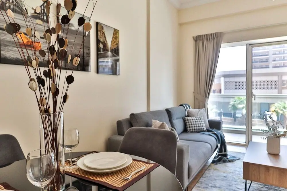 Дубай: WelHome - Apt amidst golf courses, perfect for sports lovers