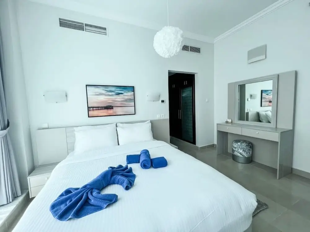 Дубай: New Arabian Opal Marina 2Br