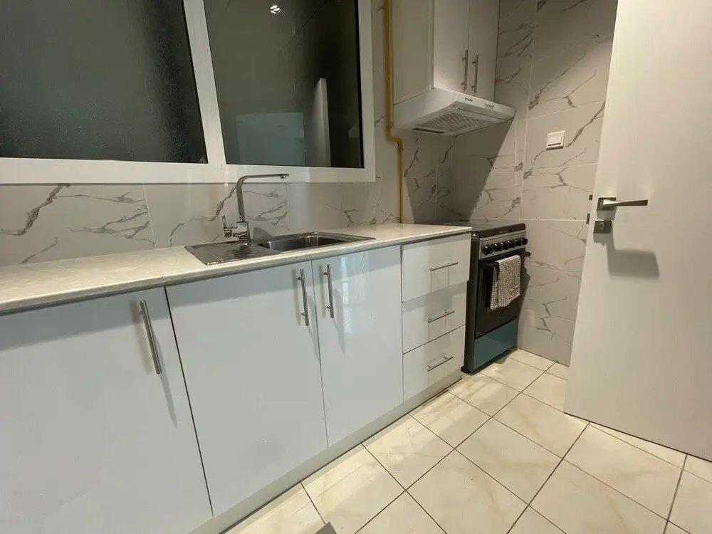 Дубай: Guests and Cohost - Relax at this Chic Apartment In The Heart of JVC