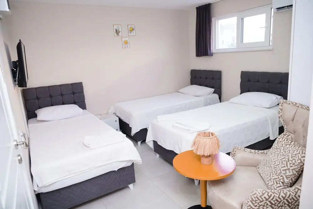 Анталья: Deadel Hotel
