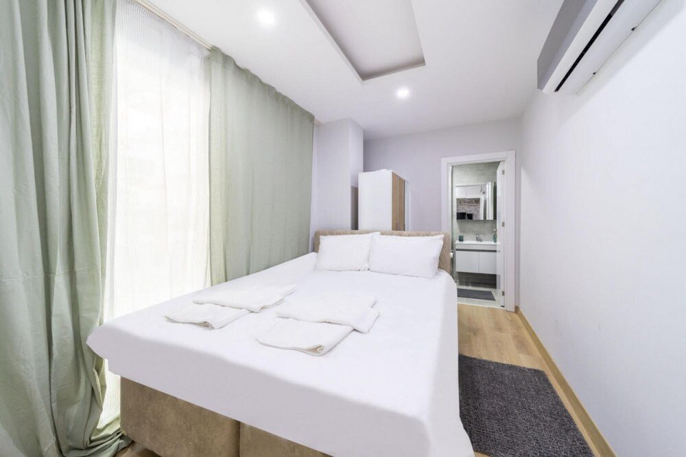 Анталья: Modern Flat With Central Location in Antalya