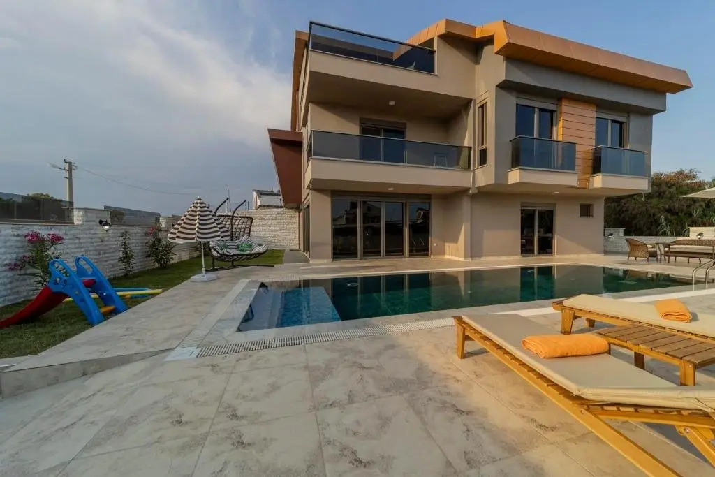 Анталья: Luxury Villa With Private Pool Close to Lara Beach