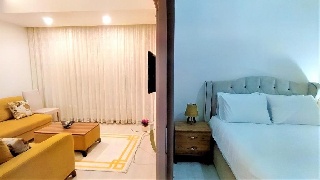 Анталья: Central Flat With Shared Pool In Kepez Antalya