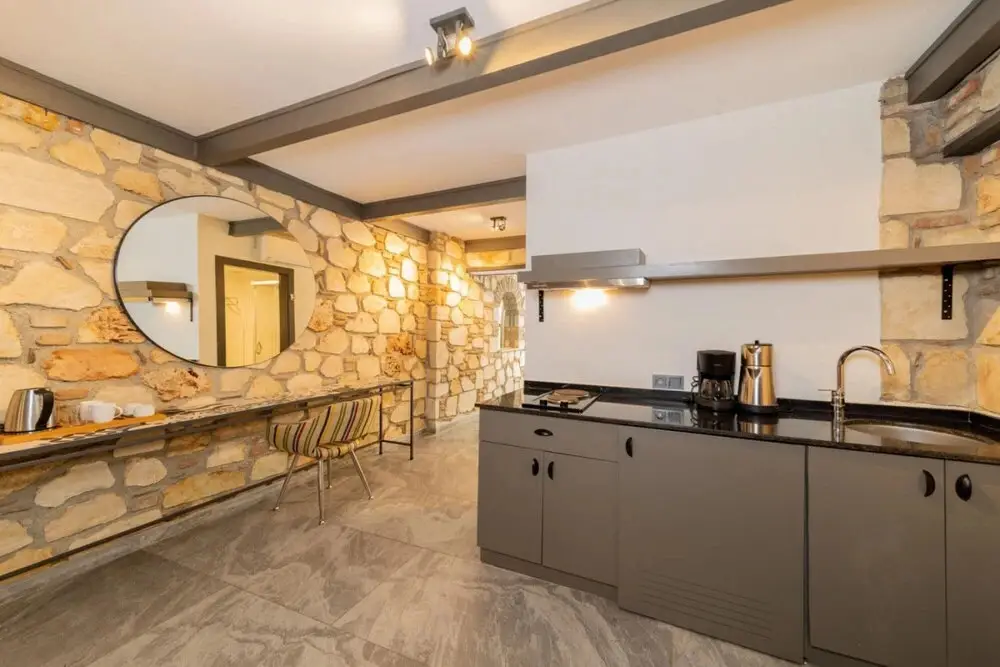 Анталья: Charming Hotel Room Near Hadrian s Gate