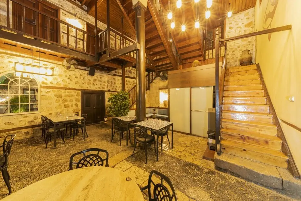 Анталья: Charming Hotel Room Near Hadrian s Gate